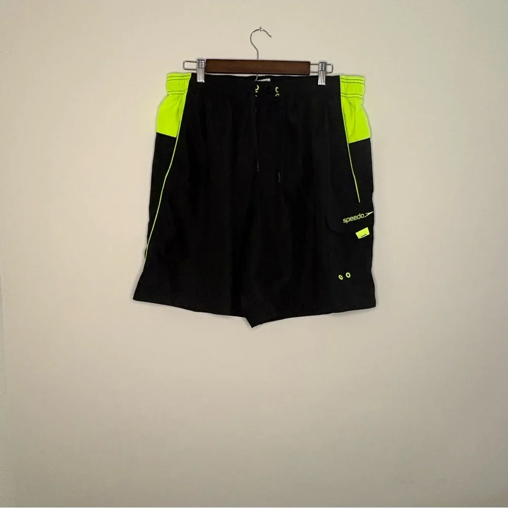Speedo Black and Neon Green Swim Trunks Mens XL EUC